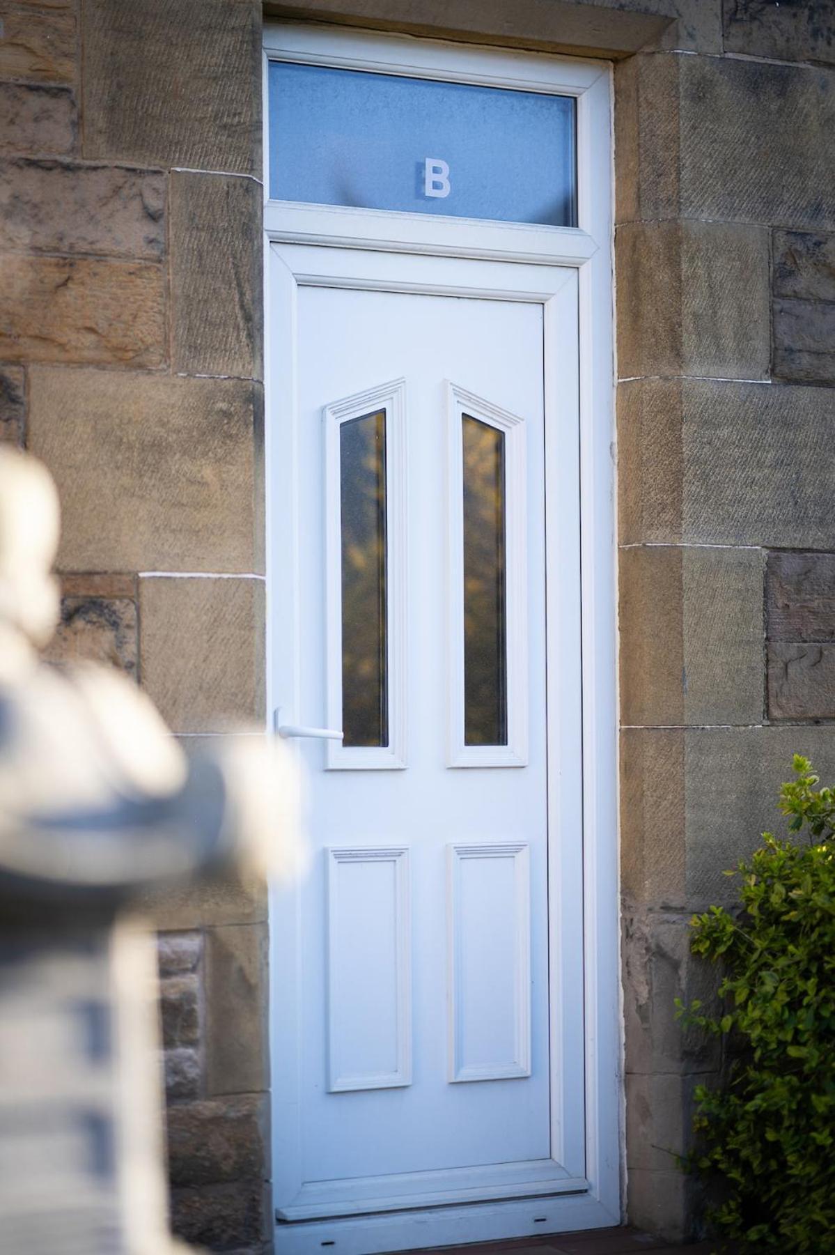 Apartment Hotel-style With Free Parking, Sleeps 4 Edinburgh