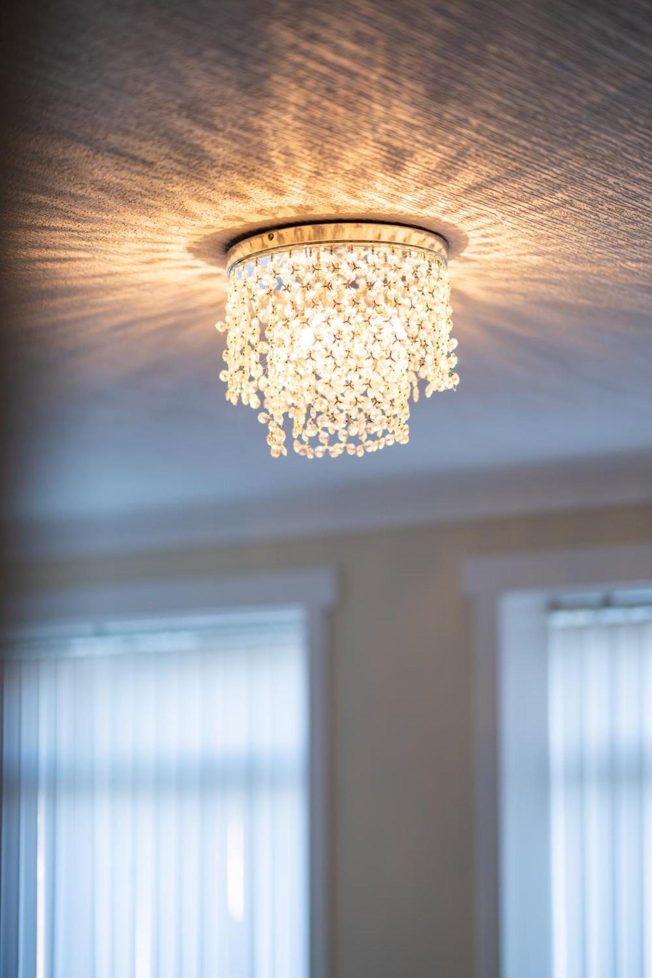 Apartment Hotel-style With Free Parking, Sleeps 4 *
